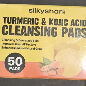 Silkyshark Turmeric & Kojic Acid Cleansing Pads